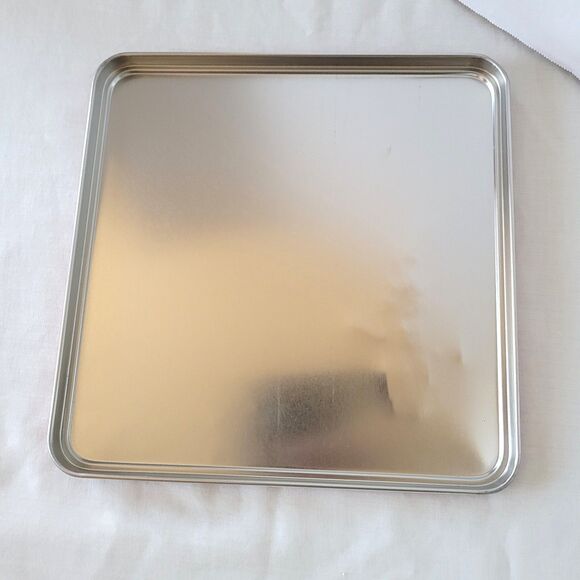 Vintage 1997 Monopoly Cookie Tin Collector’s Tin - Picture 7 of 11